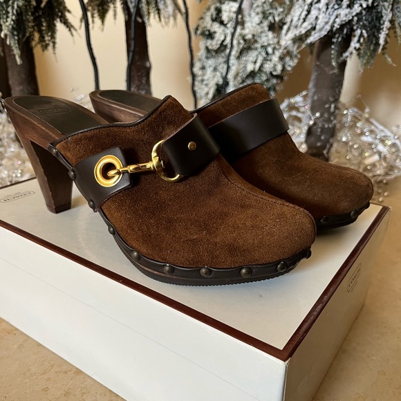 Coach Vintage Felicia Brown Studded Heeled Clogs sz 7 - Picture 1 of 6
